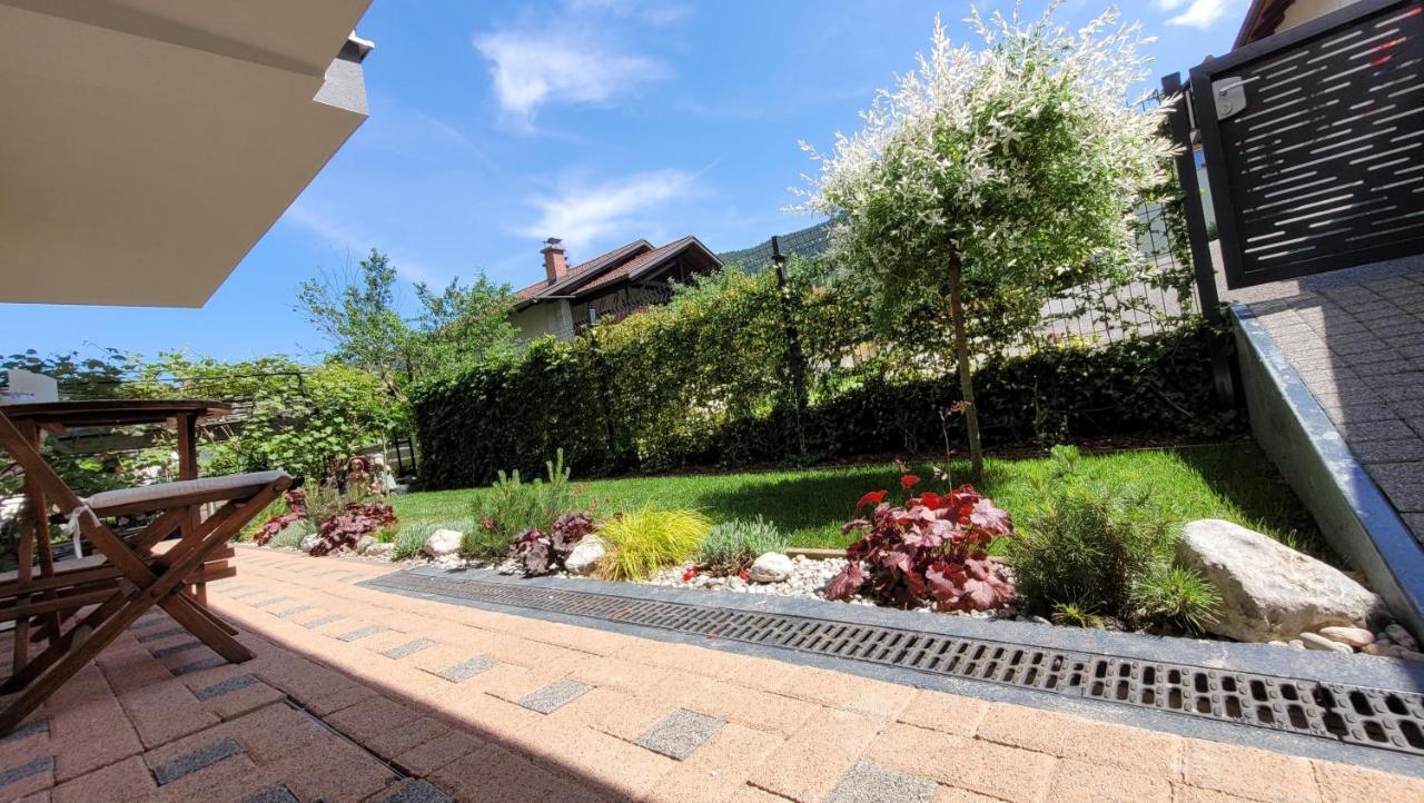 Apartma Julija Luce Bagian luar foto