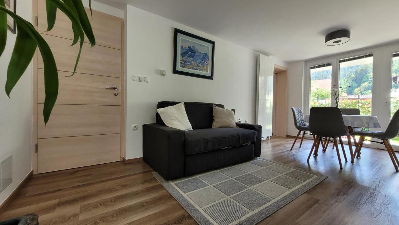 Apartma Julija Luce Bagian luar foto